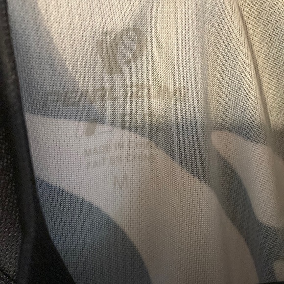 Pearl Izumi Black and Green Cycling Jersey - Picture 2 of 3